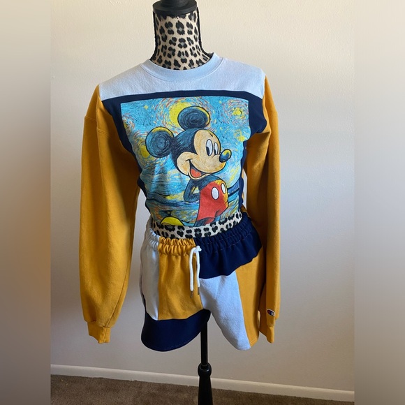 Custom Mickey Set - Picture 3 of 7